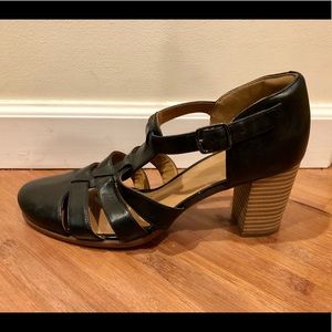 Clarks Block Heel Pumps